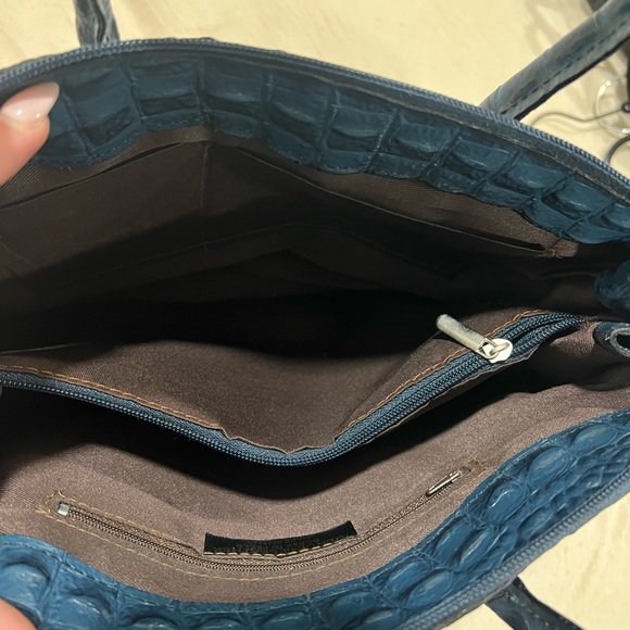 Borse In Pelle Luxurious Blue Crocodile-Embossed Bag - Picture 7 of 16